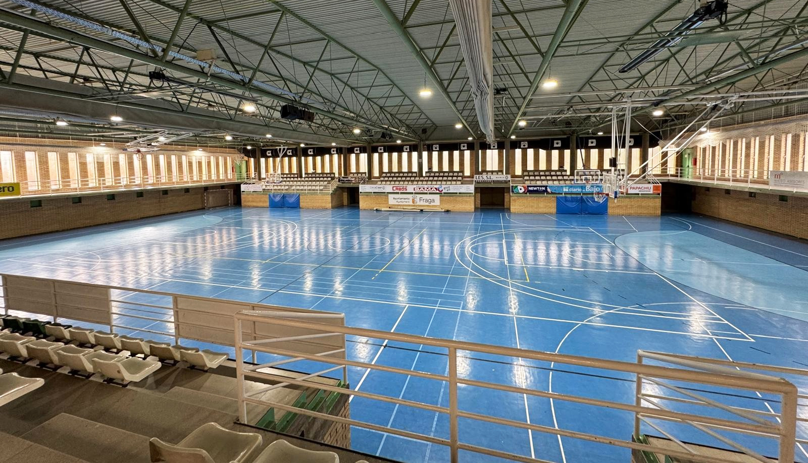 Mejora iluminación Pabellón Cortes de Aragón Fraga